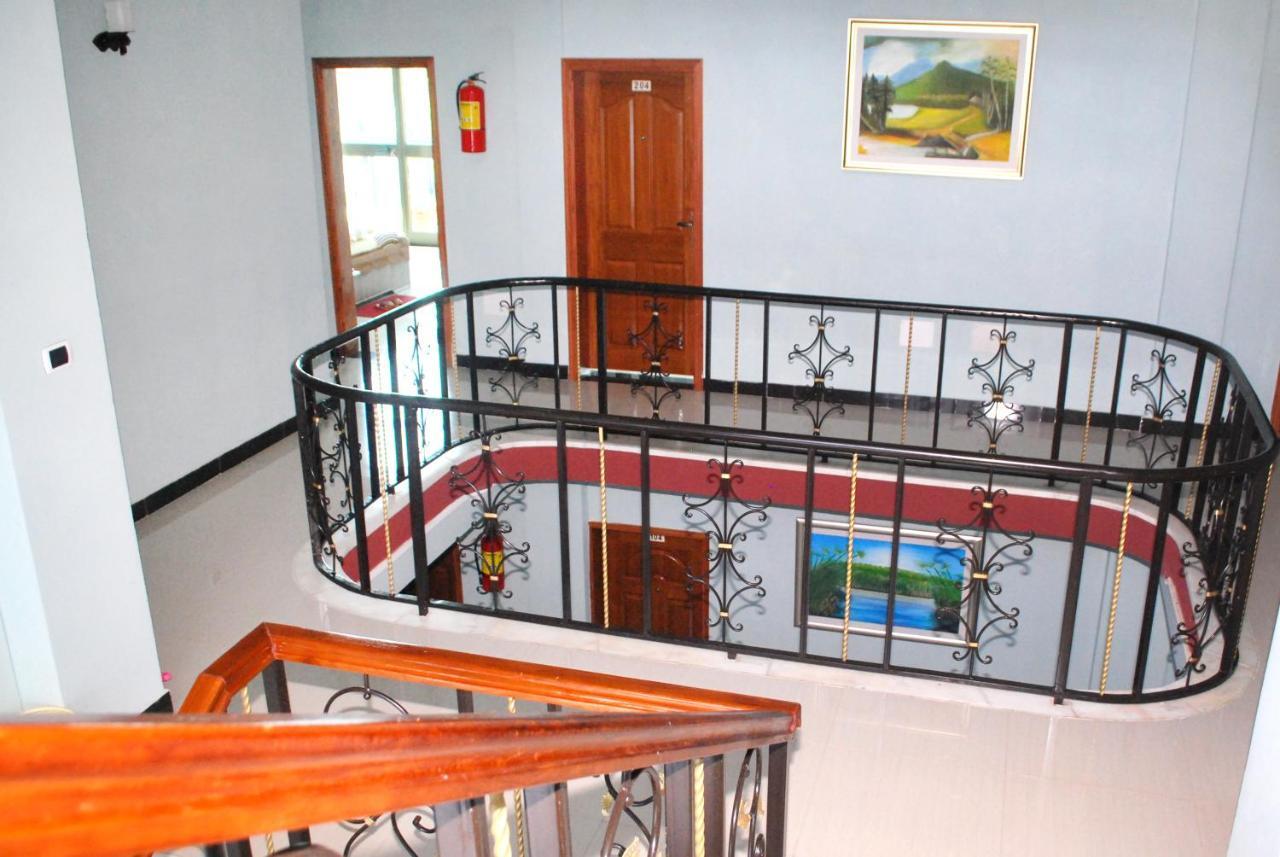 Jacaranda Hotel, Bahir Dar Exterior photo